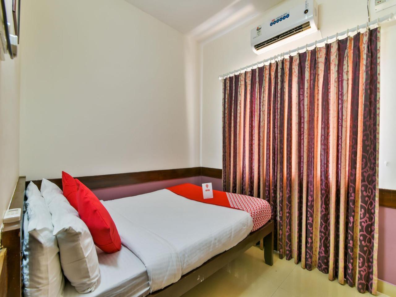 Ginger Tree Resort At The Beach Candolim Exterior photo